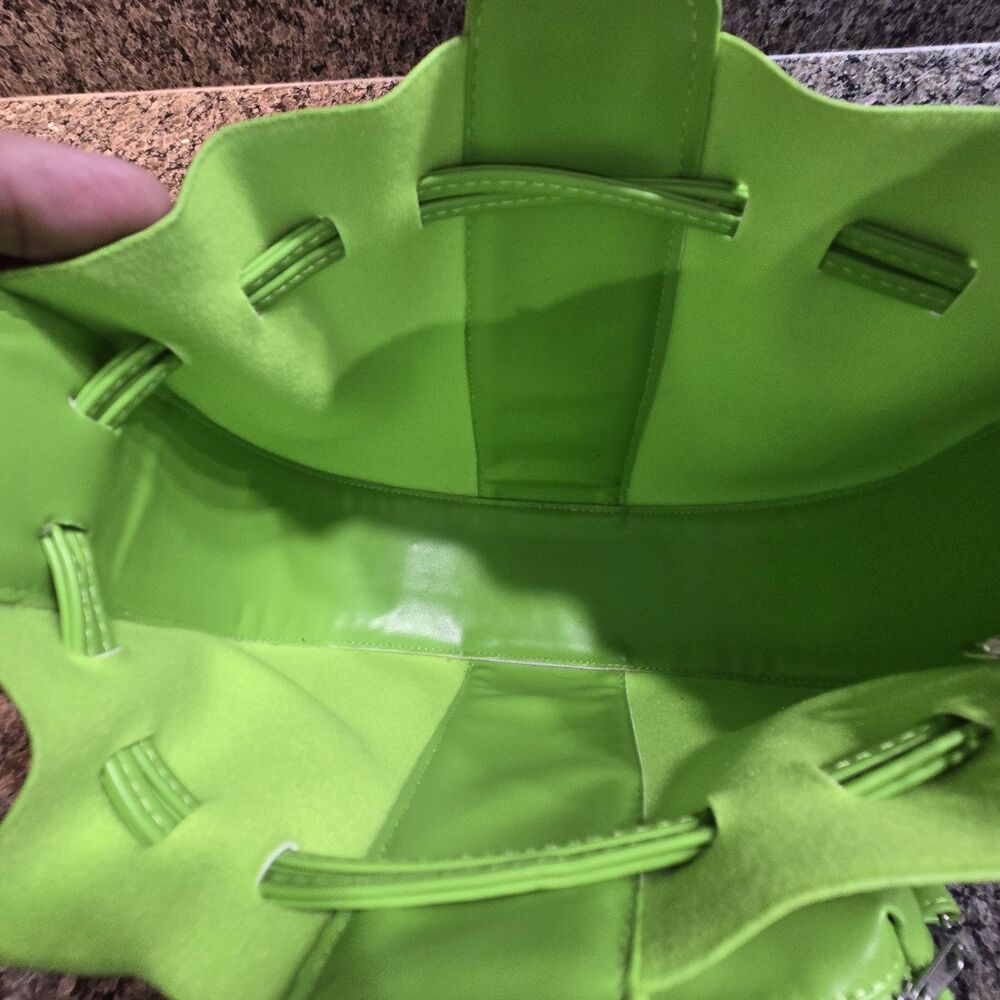 GEIR NESS Laila Bucket Bag, Lime Green Essence Of Norway - Picture 9 of 10